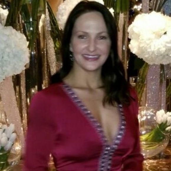 Meet your Posher, Tana - Picture 1 of 1